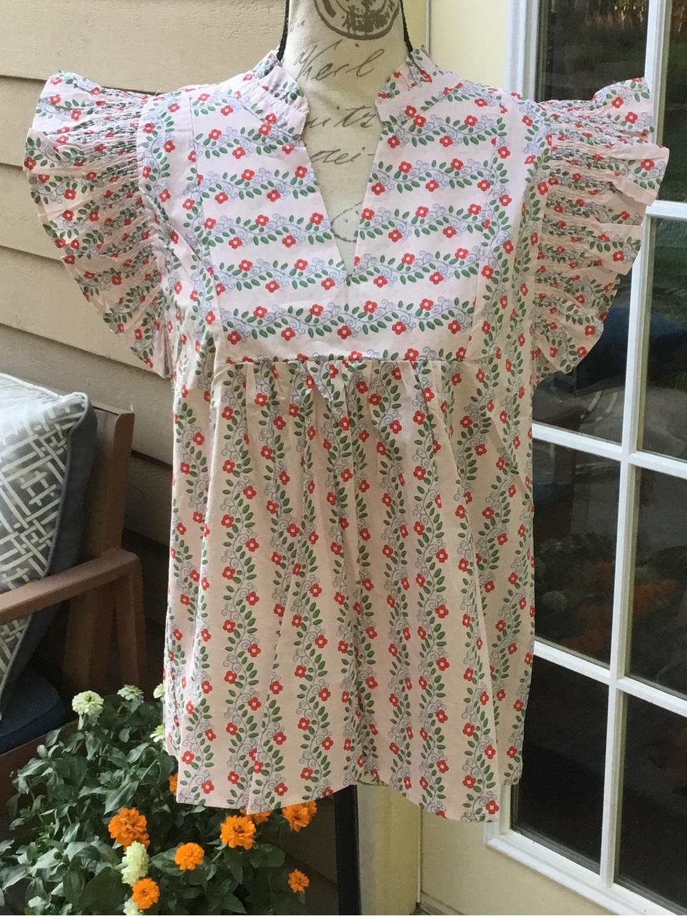 Gigio Floral Ruffle Sleeve V-Neck Top with smocked ruffle sleeves - Pink Floral